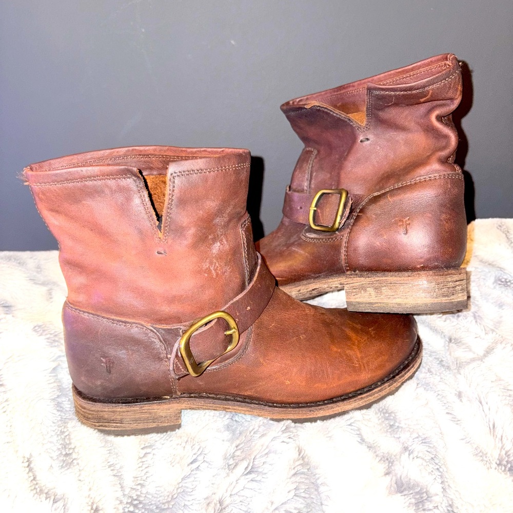 FRYE BOOTIES